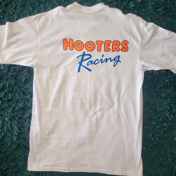 Vintage Alan Kulwicki “The Predator” Hooters Racing NASCAR Tee XL USA 23x33 - Picture 2 of 6